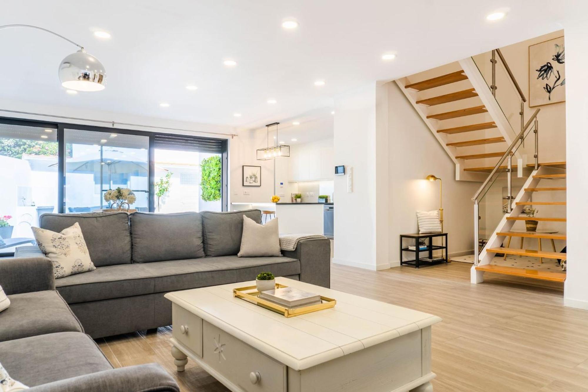 Lux House Ponta Delgada (Sao Miguel)