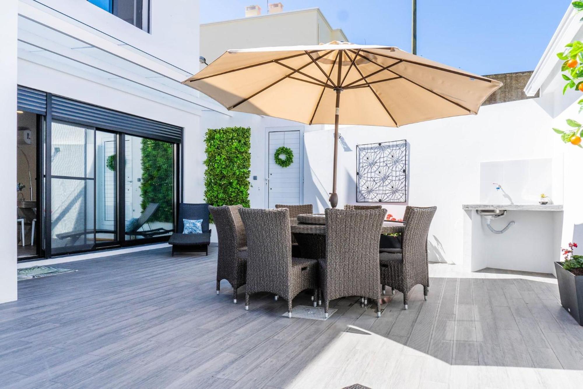 Lux House *